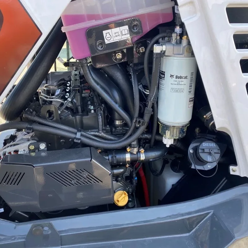 Bobcat L85 demo wiellader 04